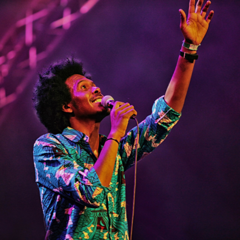 Jeangu Macrooy - Festival Mundial, Studio MT